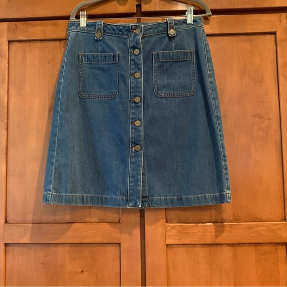 Ann Taylor Loft/Jean Skirt/Size 10 - Picture 8 of 14